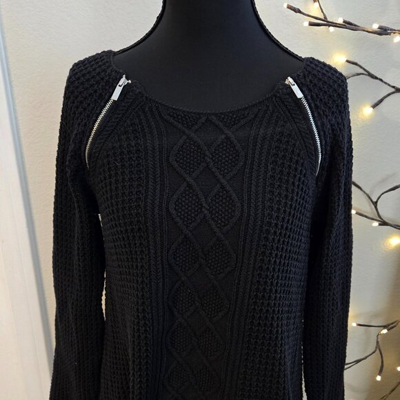 Guess Sweaters - Guess S/P Black Sweater with Shoulder Zipper detail - EUC
